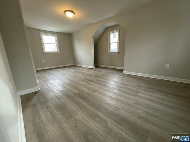 Photo - 165 Corabelle Ave Unit 3