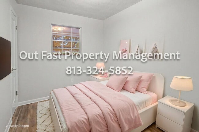 Photo - 639 Howard Ave