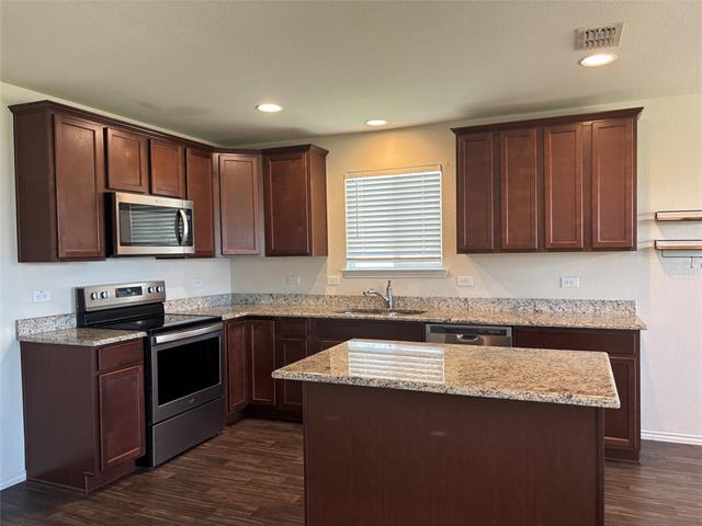 Photo - 1513 Waggoner Dr
