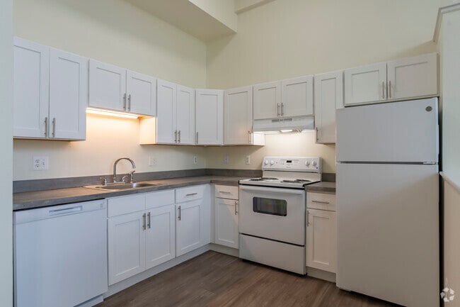 Interior Photo - Cross Street Village Rental