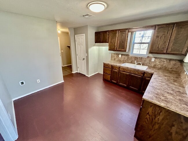 Photo - 1127 E Beverly St