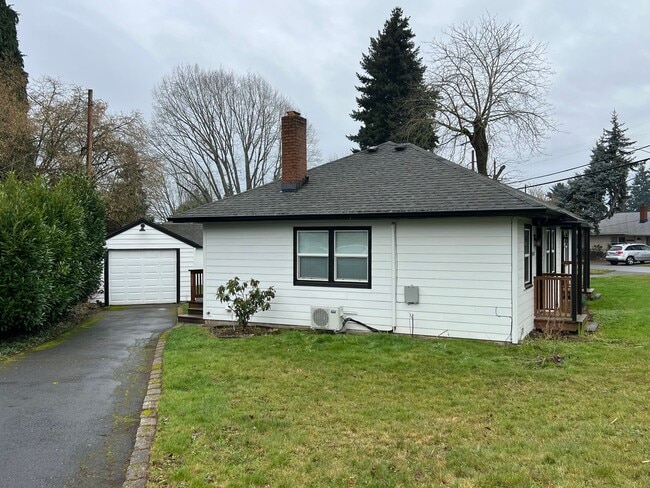 Building Photo - r3008unanderavev Unit 3008