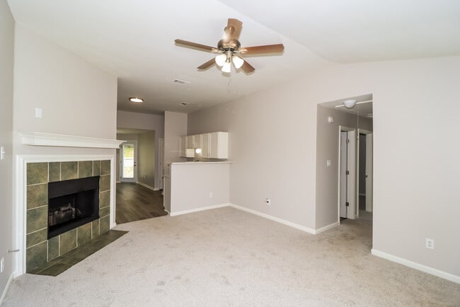 Photo - 465 Oakland Hills Dr