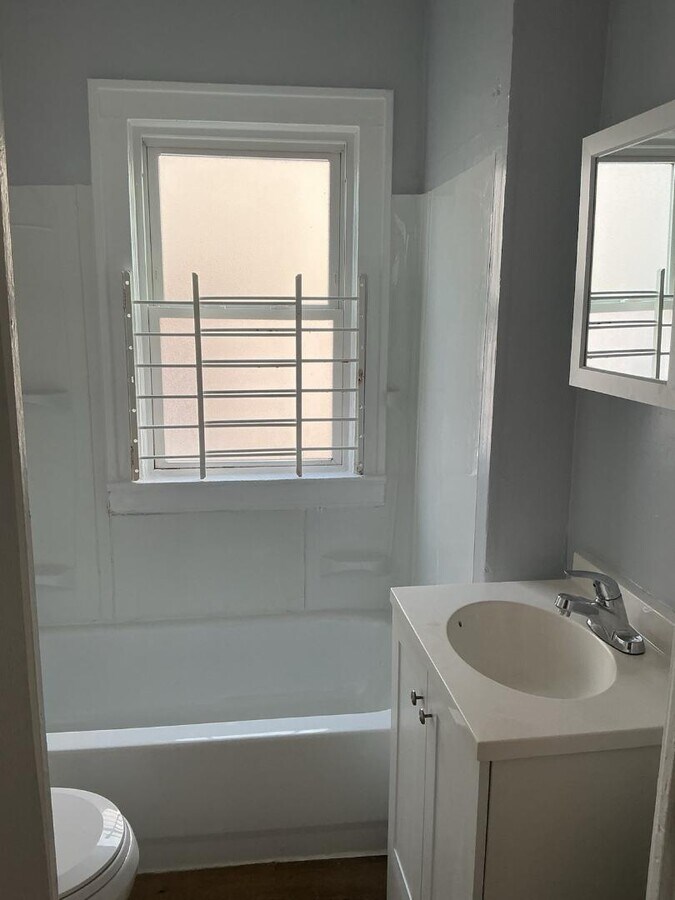 Photo - 9405 Gibson Ave