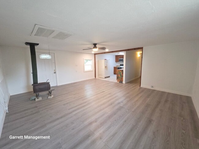 Photo - 126 Iroquois Dr