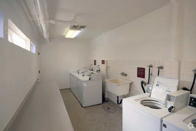 Laundry - Park Montair Apartments