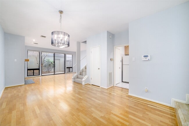 Photo - 7505 Memorial Woods Dr Unit 23