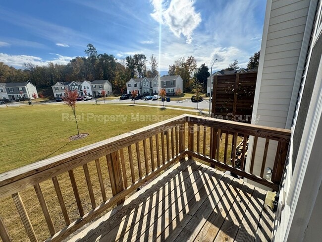 Photo - 2727 Chert Ln