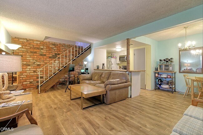 Photo - Lovely 2 bedroom condominium townhouse