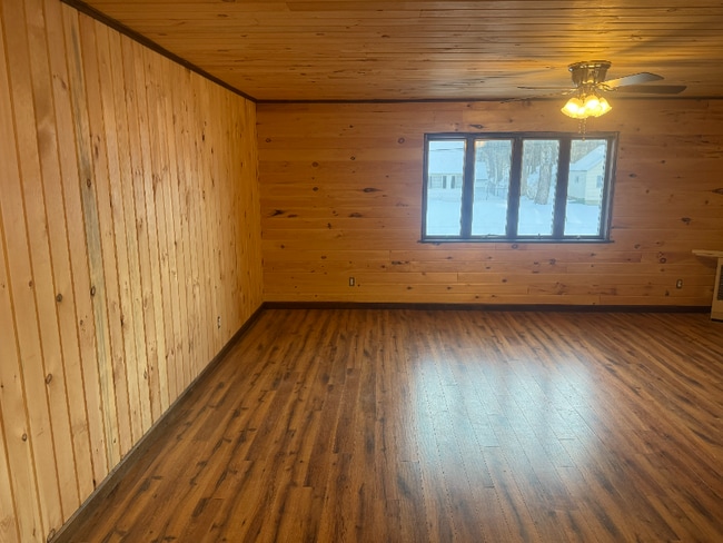 Photo - 657 Maine Ave Unidad 4