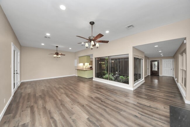Photo - 10843 Pepper Ln