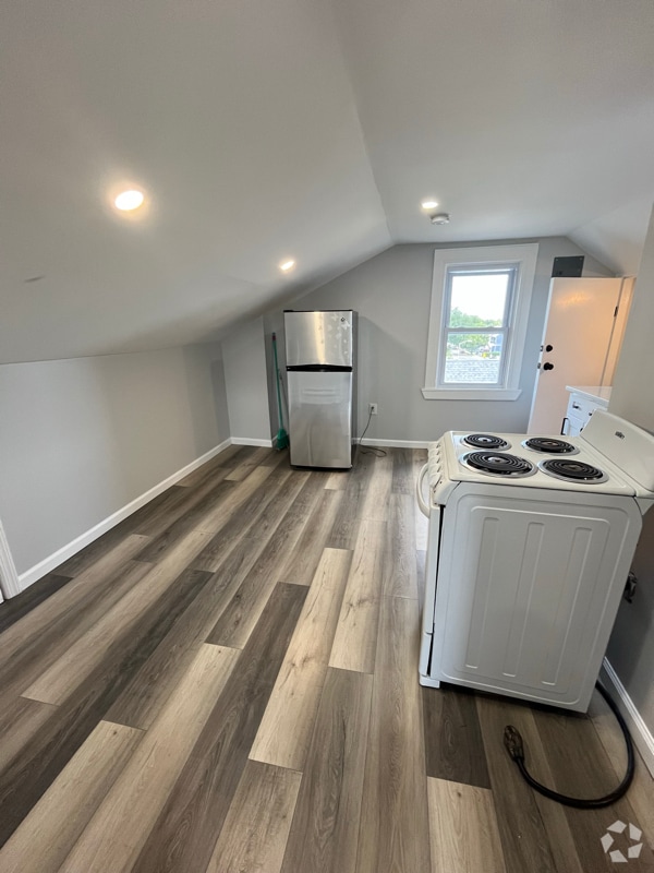 Building Photo - 216 Rhode Island Ave Rental