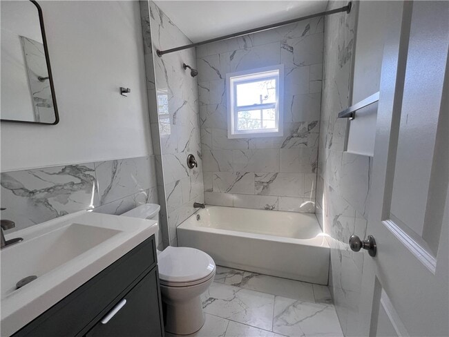 Photo - 43 Lawton St