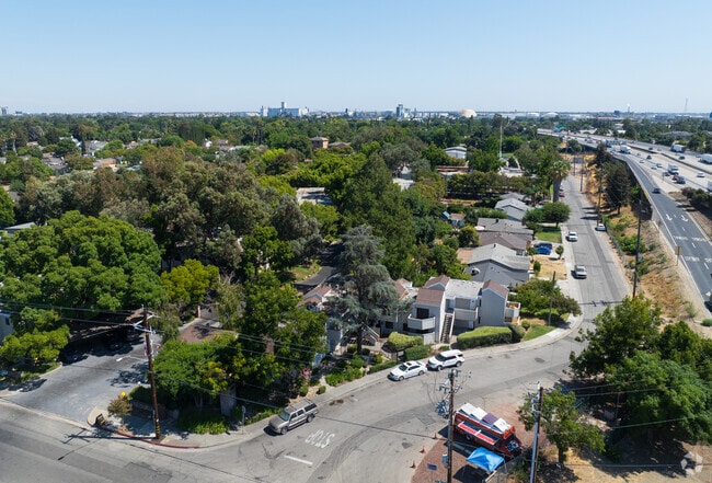 Aerial - Iron Horse Apartments
