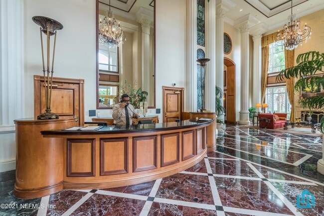 Photo - 400 E Bay St Unit 202