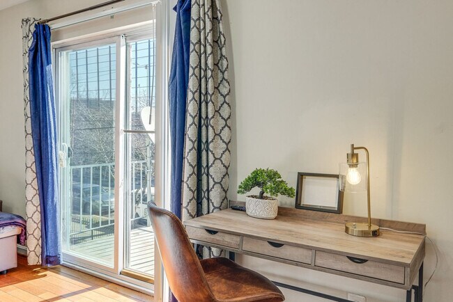 Photo - 450a Condon Terrace SE Unit SI ID1546315P