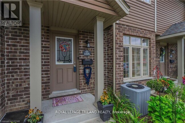 Photo - 2635 Bateman Trail