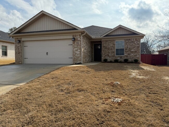 Building Photo - 132 Stratman Dr