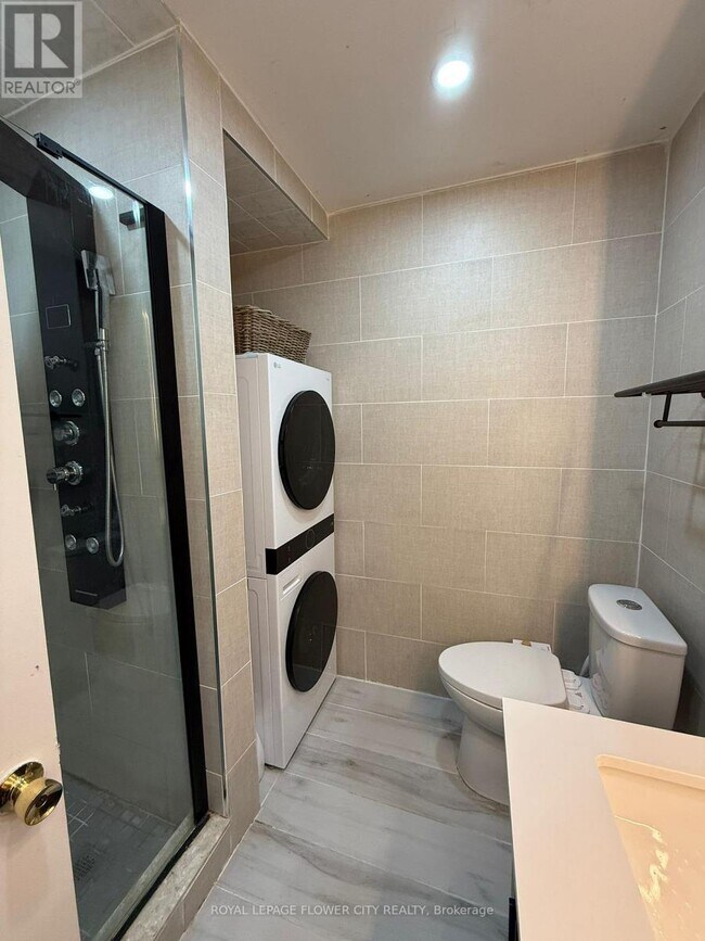 Photo - 30 Duncanwoods Dr