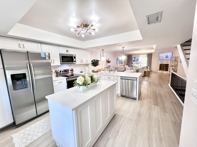 Building Photo - 465 Pinellas Bayway S Rental