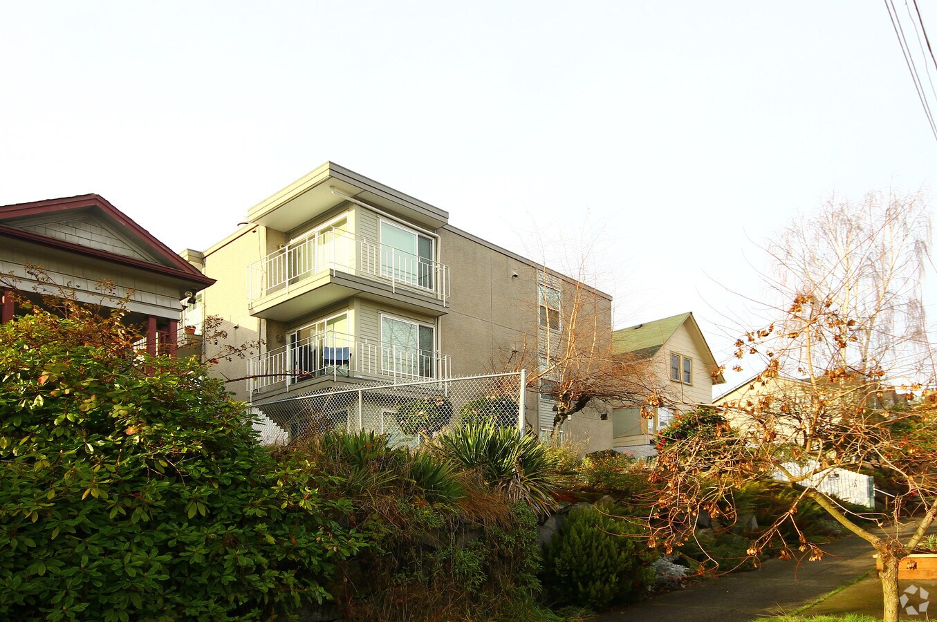 Whitman Apartments Seattle, WA