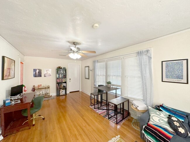 Photo - Margaret's Manor - 1 Bedroom, 1 Bathroom S...