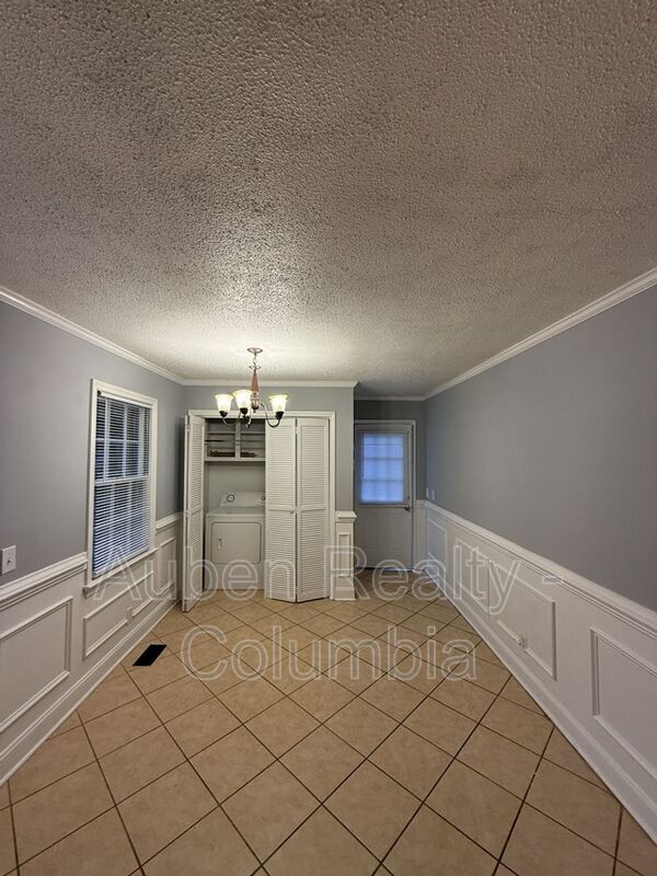 Photo - 337 N Royal Tower Dr