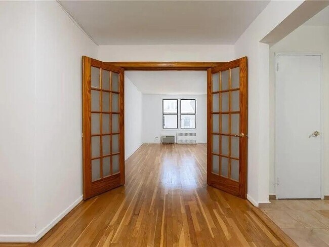 Photo - 488 Ocean Pkwy Unit 2E