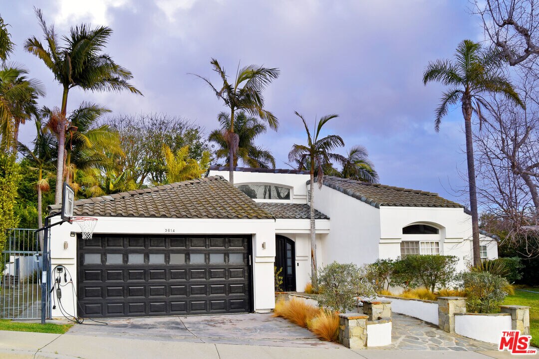 Photo - 3614 Malibu Country Dr