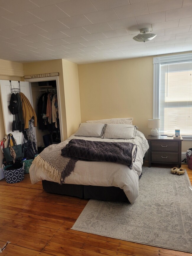 Building Photo - 35 Hancock St Unit 3 Rental