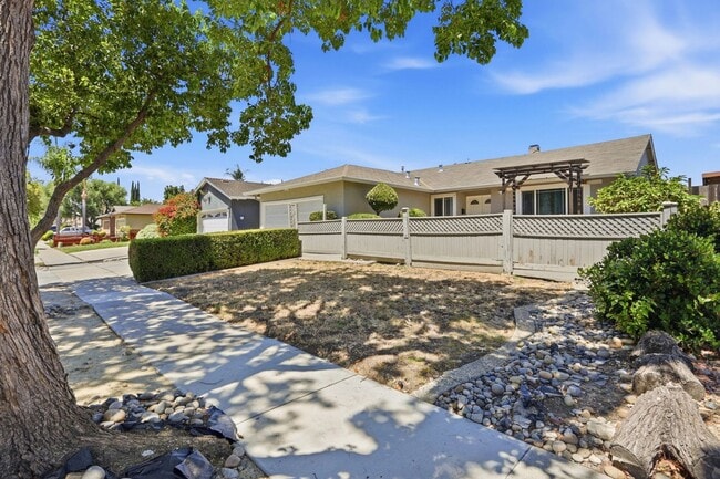 Photo - Wow! What a Great Home! Available Now!