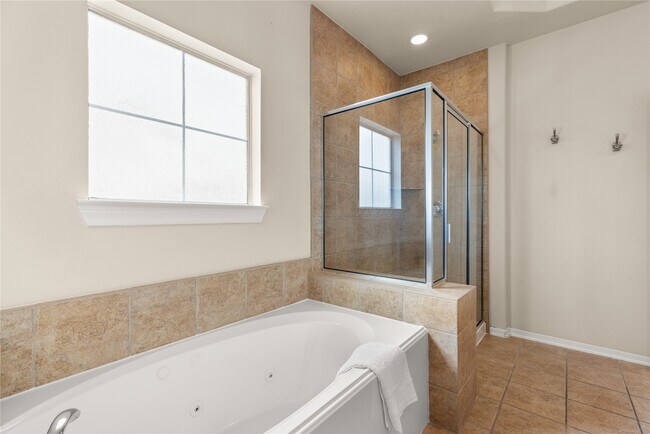 Photo - 3334 Clearview Villa Way