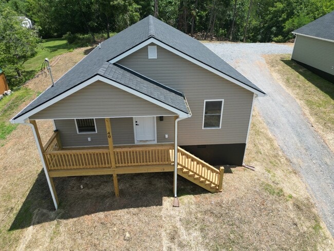 Photo - 40 Hollins Mill Rd