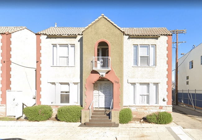 Photo - 1015-1019 W 85th St