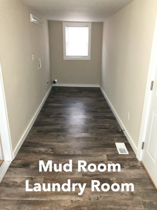 Photo - 802 W McCormick St