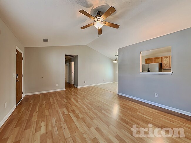 7 Moody View Ct