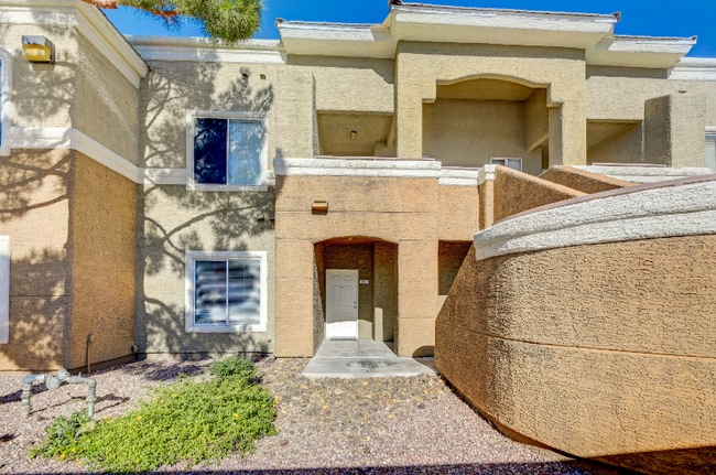 Photo - 8070 W Russell Rd Unit 1081