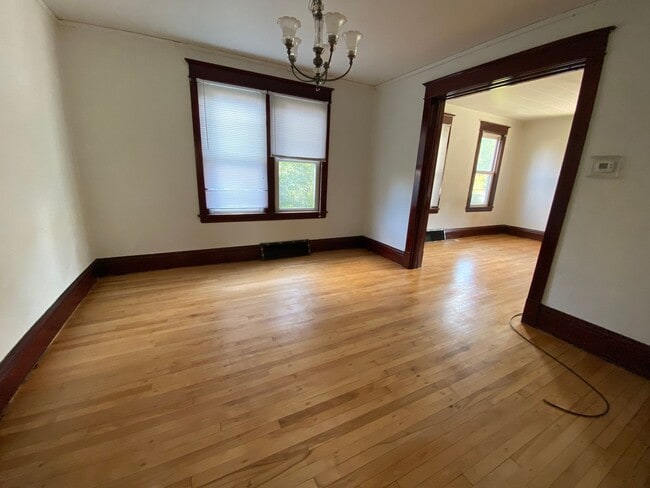 Photo - 304 6th Ave NW Unidad 2