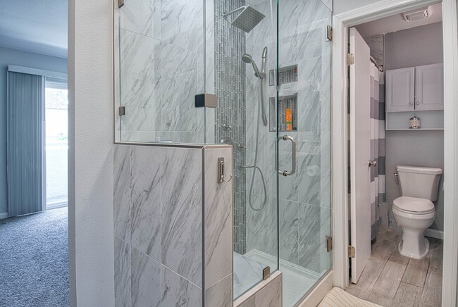 Photo - 369 Meadow Ct