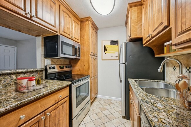 Jade Ridge Apartments