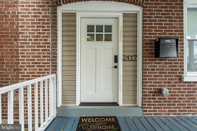 Photo - 2417 Washington St