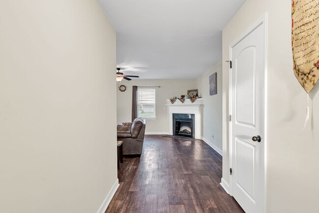 Photo - 308 Channel Run Ln