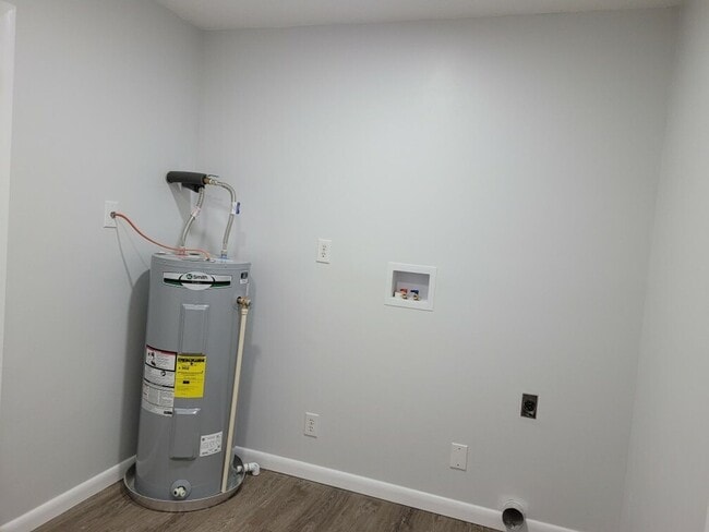 Photo - 966 Grayton Rd