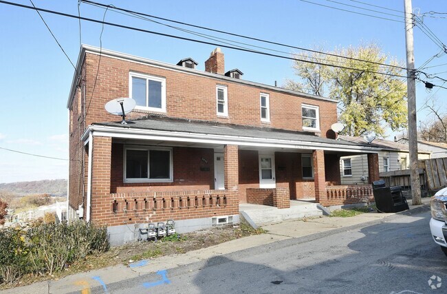 Building Photo - 2937 Freeland St Unit 2939 Freeland Street Rental