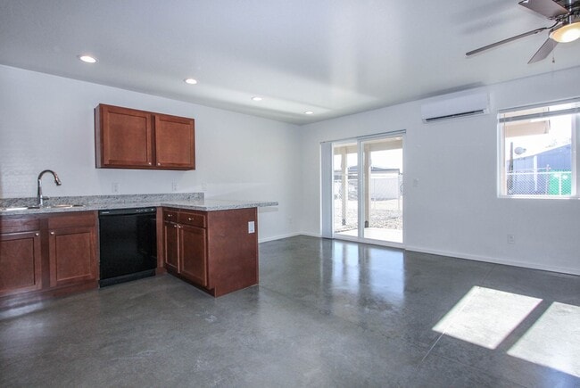 Photo - 8571 Spouse Dr Unit #B