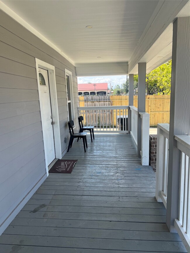 Photo - 6808 Avenue K