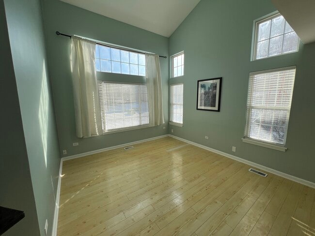 Photo - 157 Concord Ln Unit 157