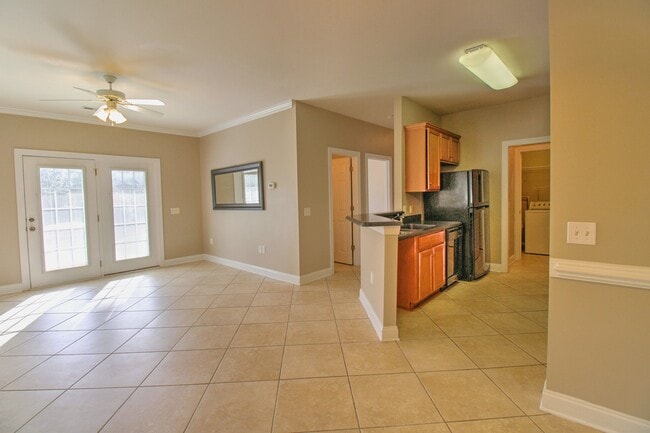 Photo - 2077 Silvercrest Dr Unidad C