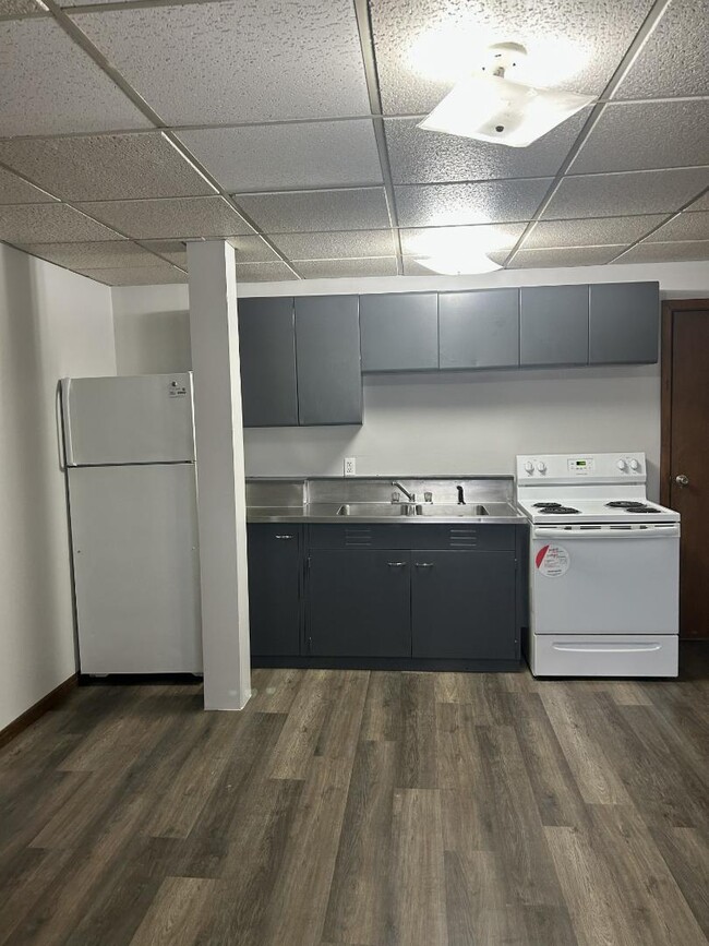 Photo - 341 N Lafayette St