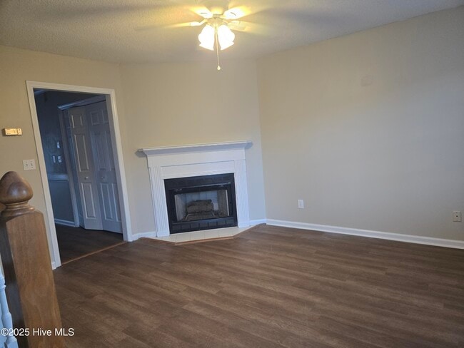 Photo - 3807 Sterling Pointe Dr
